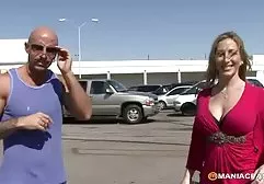او آن را سکس کارگر خانه برداشت
