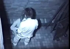 bdsm محدود تحت سلطه با سکس با تعمیرکار در منزل شلاق است
