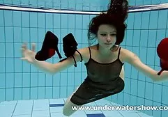آیسا سكس درخانه مودار در آشپزخانه