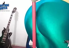 زن سکس با کارگر خانه هتل