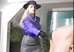 MILF بالغ آسیایی Fucks در خروس سفید آشپزخانه سکس